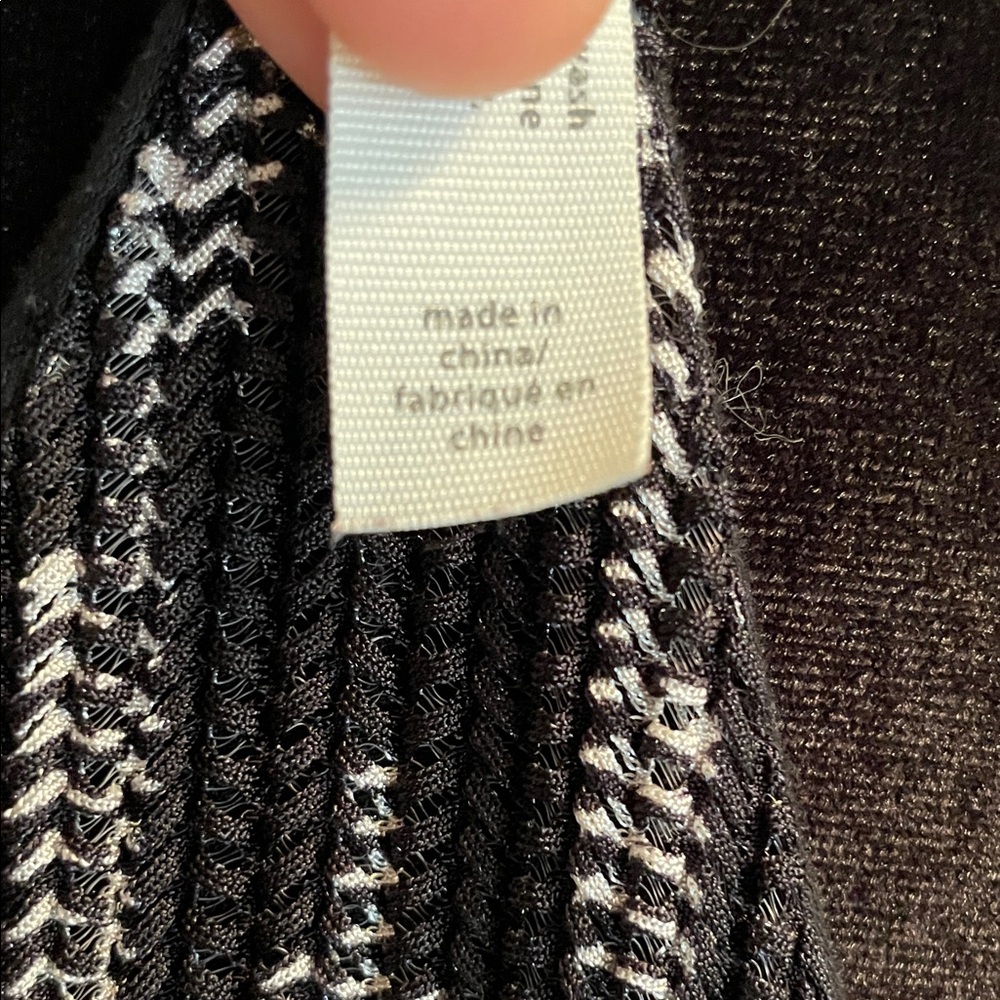 Aeropostale Black and White Geometric Mini Dress - Picture 13 of 13
